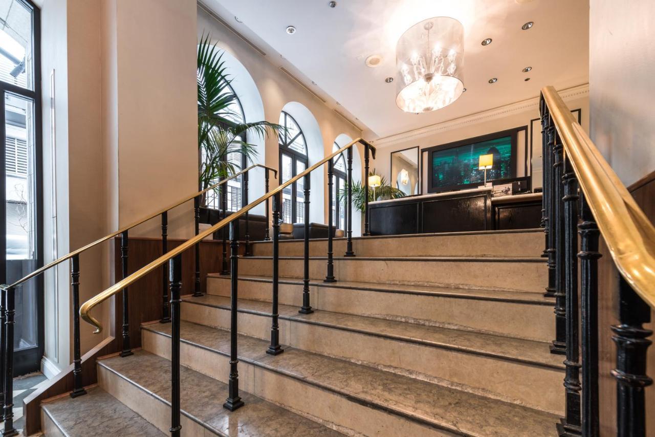 Holiday Inn Express Chicago - Magnificent Mile By Ihg Екстериор снимка