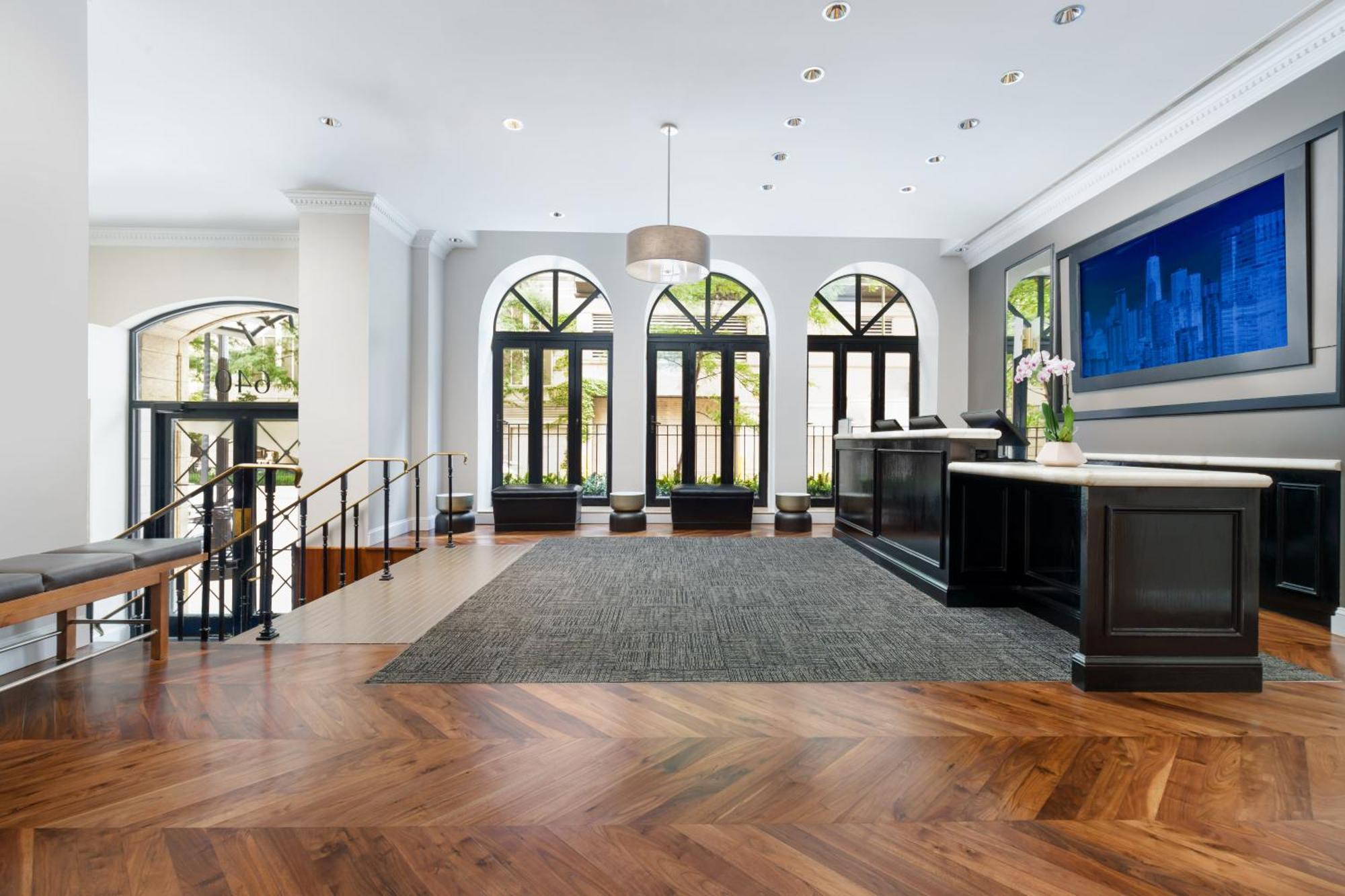 Holiday Inn Express Chicago - Magnificent Mile By Ihg Екстериор снимка