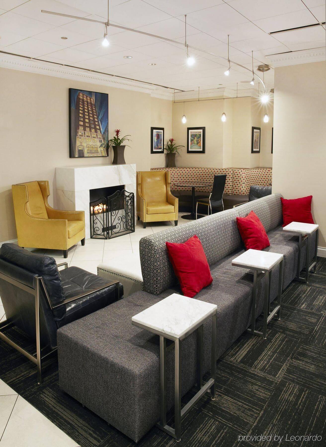 Holiday Inn Express Chicago - Magnificent Mile By Ihg Екстериор снимка