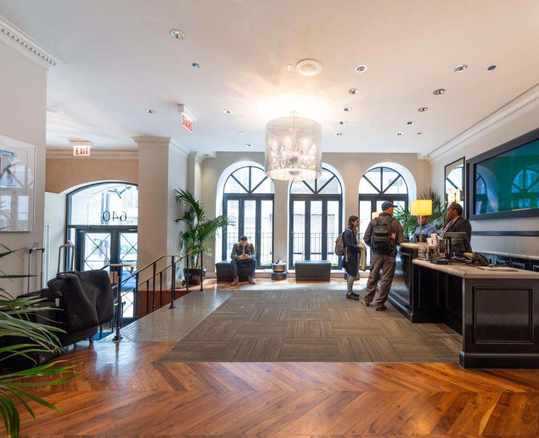Holiday Inn Express Chicago - Magnificent Mile By Ihg Екстериор снимка