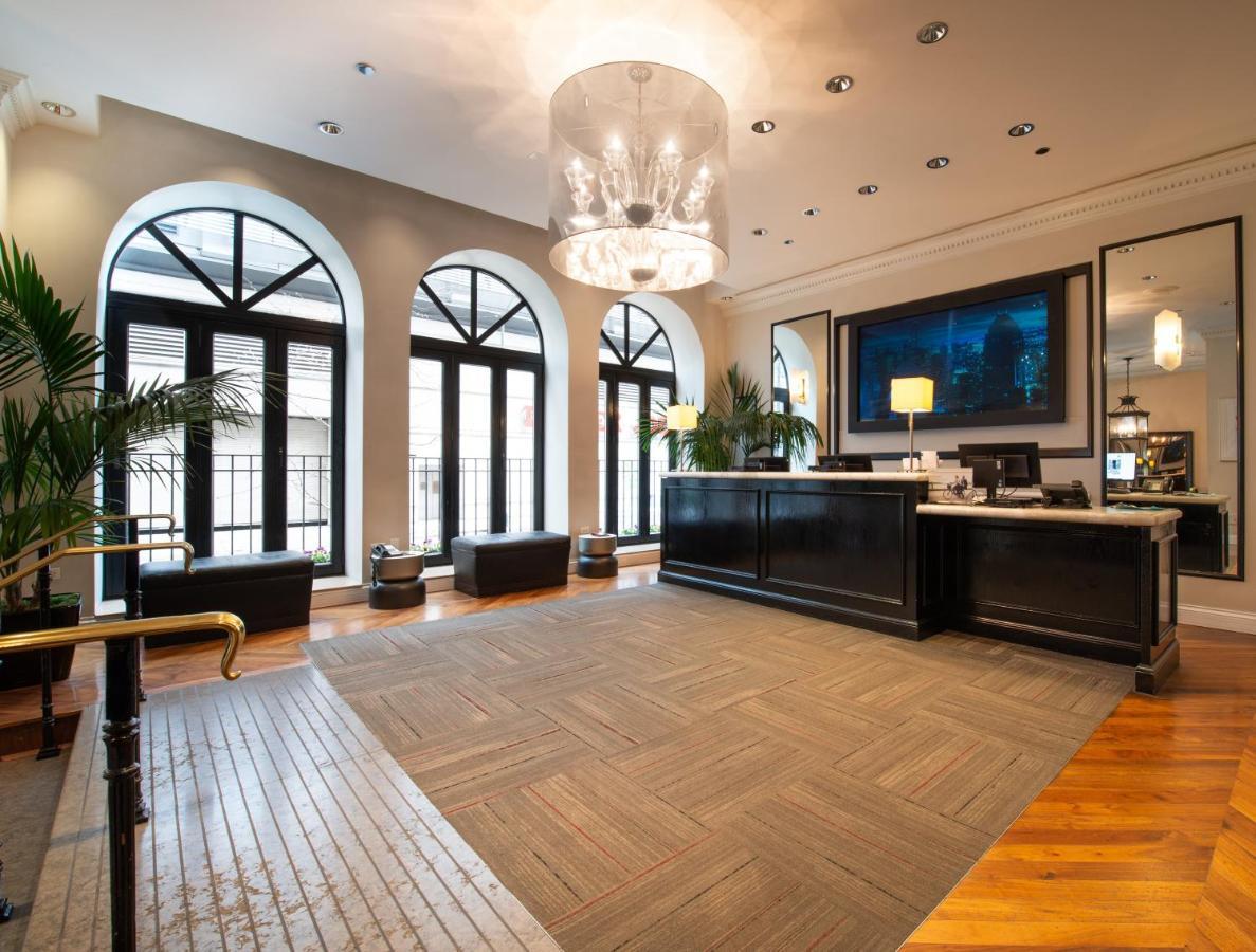 Holiday Inn Express Chicago - Magnificent Mile By Ihg Екстериор снимка